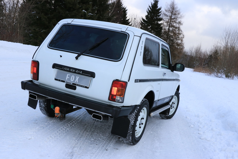 Lada Niva 4x4 Endschalldämpfer quer Ausgang rechts/links - 145x65 Typ 59 rechts/links Lada Niva 4x4 Endschalldämpfer quer Ausgang rechts/links - 145x65 Typ 59 rechts/links