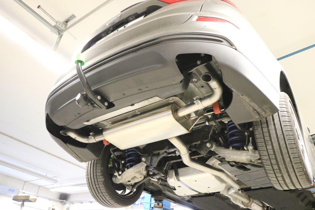 Mondeo V Schrägheck/ Turnier/ Stufenheck Endschalldämpfer quer Ausgang rechts/links - Ausgang der Endrohre hinter der originalen Stoßstange