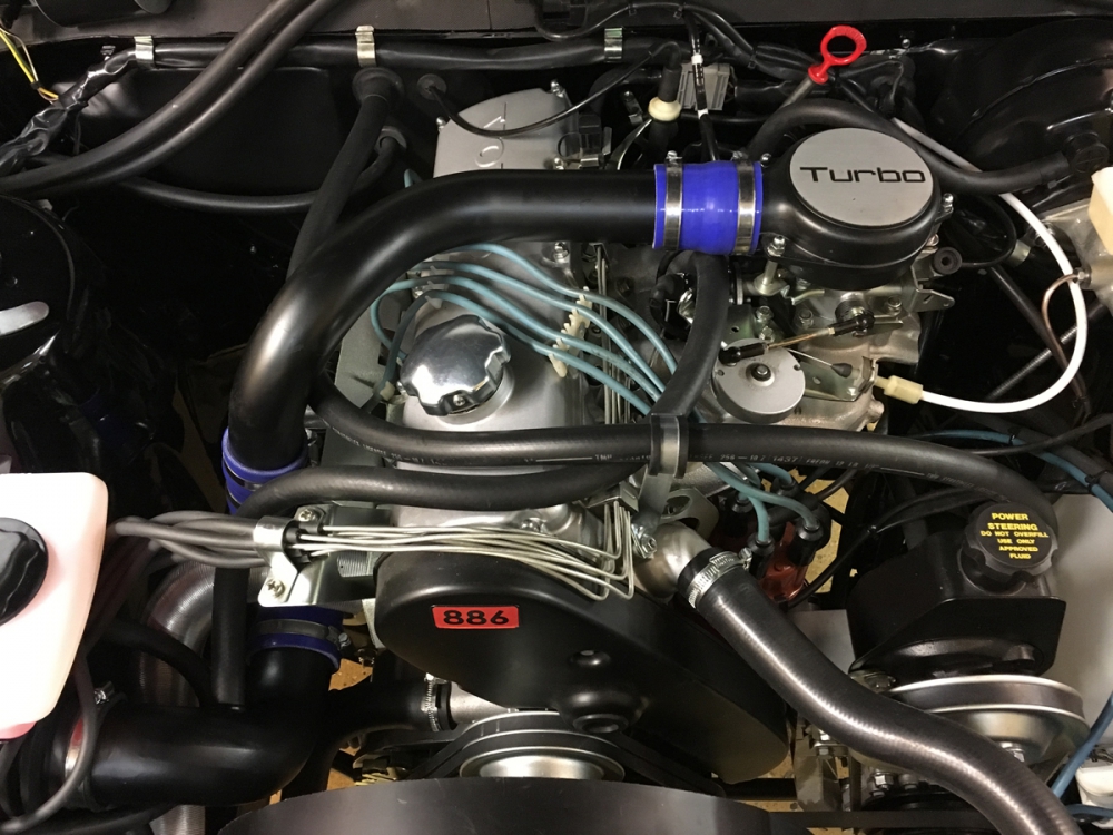 Volvo 240 Turbo 1981–1985 Druckschlauch Blau
