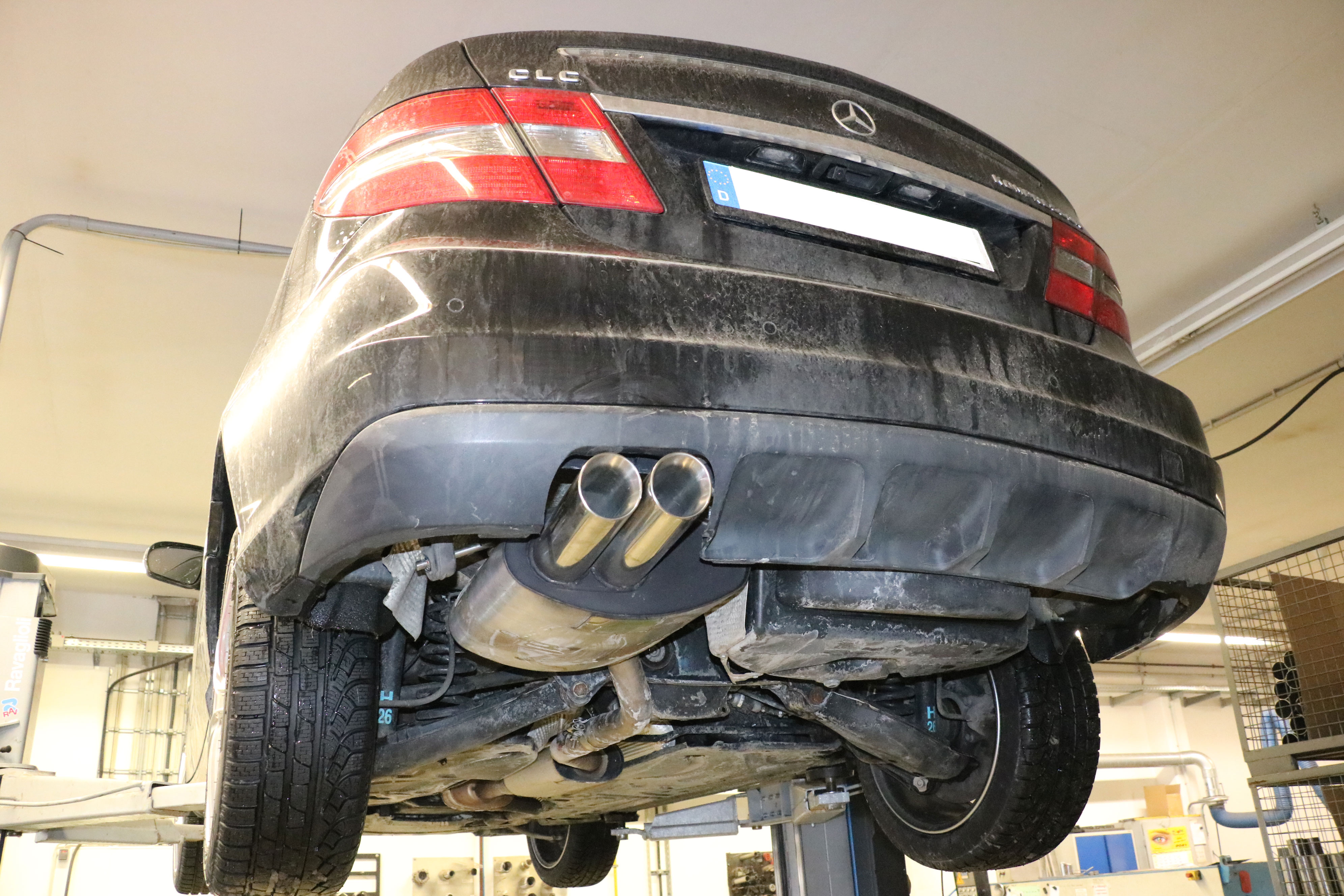 Mercedes C-Klasse Sportcoupe CL203 + CLC Endschalldämpfer - 2x76 Typ 25 Mercedes C-Klasse Sportcoupe CL203 + CLC Endschalldämpfer - 2x76 Typ 25