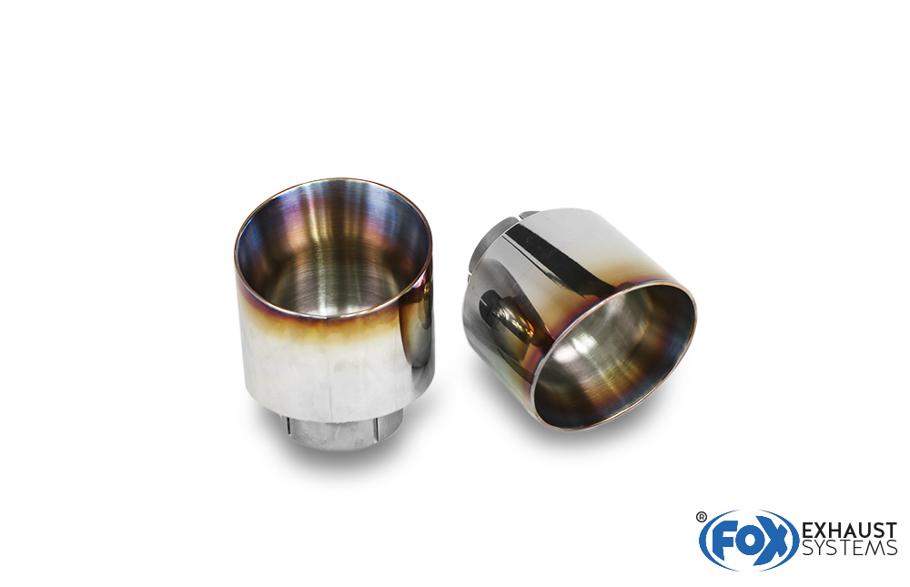 Hyundai i30N Performance + Fastback Endrohre passend auf den originalen Endschalldämpfer - 1x114 Typ 25 rechts/links mit eingefärbten Rand Hyundai i30N Performance + Fastback Endrohre passend auf den originalen Endschalldämpfer - 1x114 Typ 25 rechts/links mit eingefärbten Rand