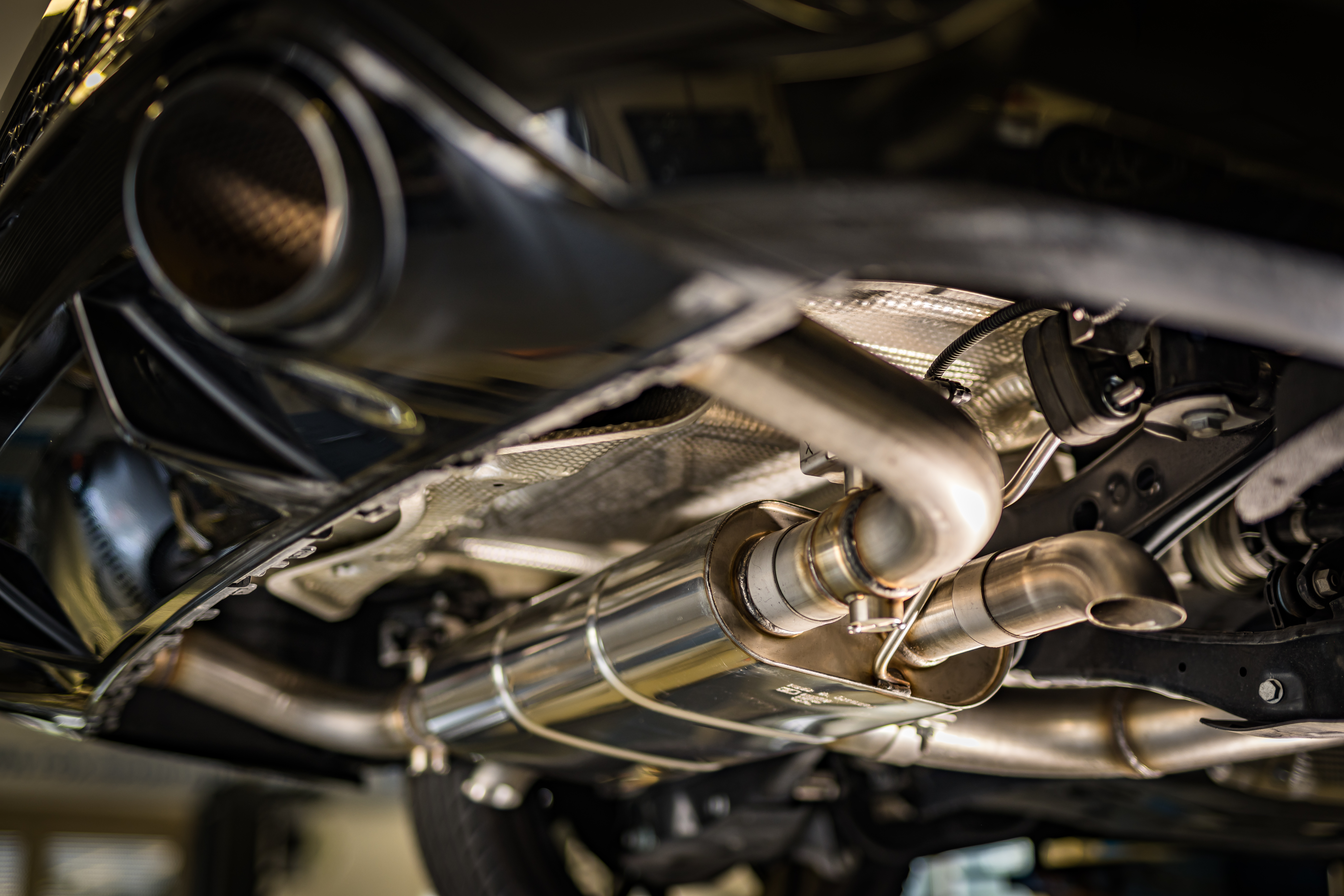 Audi RS3 8Y Limousine Halbanlage ab OPF mit 2 Abgasklappen - Ausgang in den originalen Endrohren