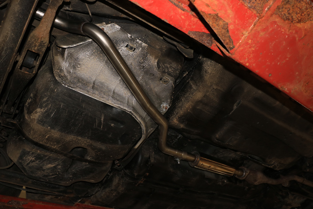 Nissan Almera - N16 Hatchback Vorschalldämpfer Nissan Almera - N16 Hatchback Vorschalldämpfer