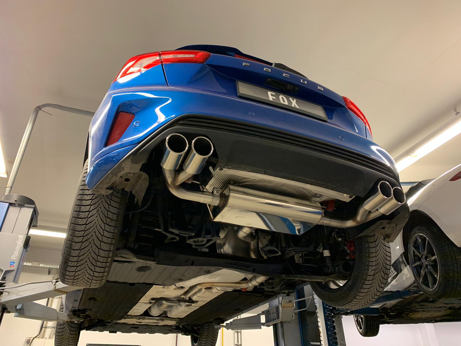 Ford Focus IV ST-Line - starre Hinterachse Endschalldämpfer Ausgang rechts/links - 2x90 Typ 16 rechts/links Ford Focus IV ST-Line - starre Hinterachse Endschalldämpfer Ausgang rechts/links - 2x90 Typ 16 rechts/links