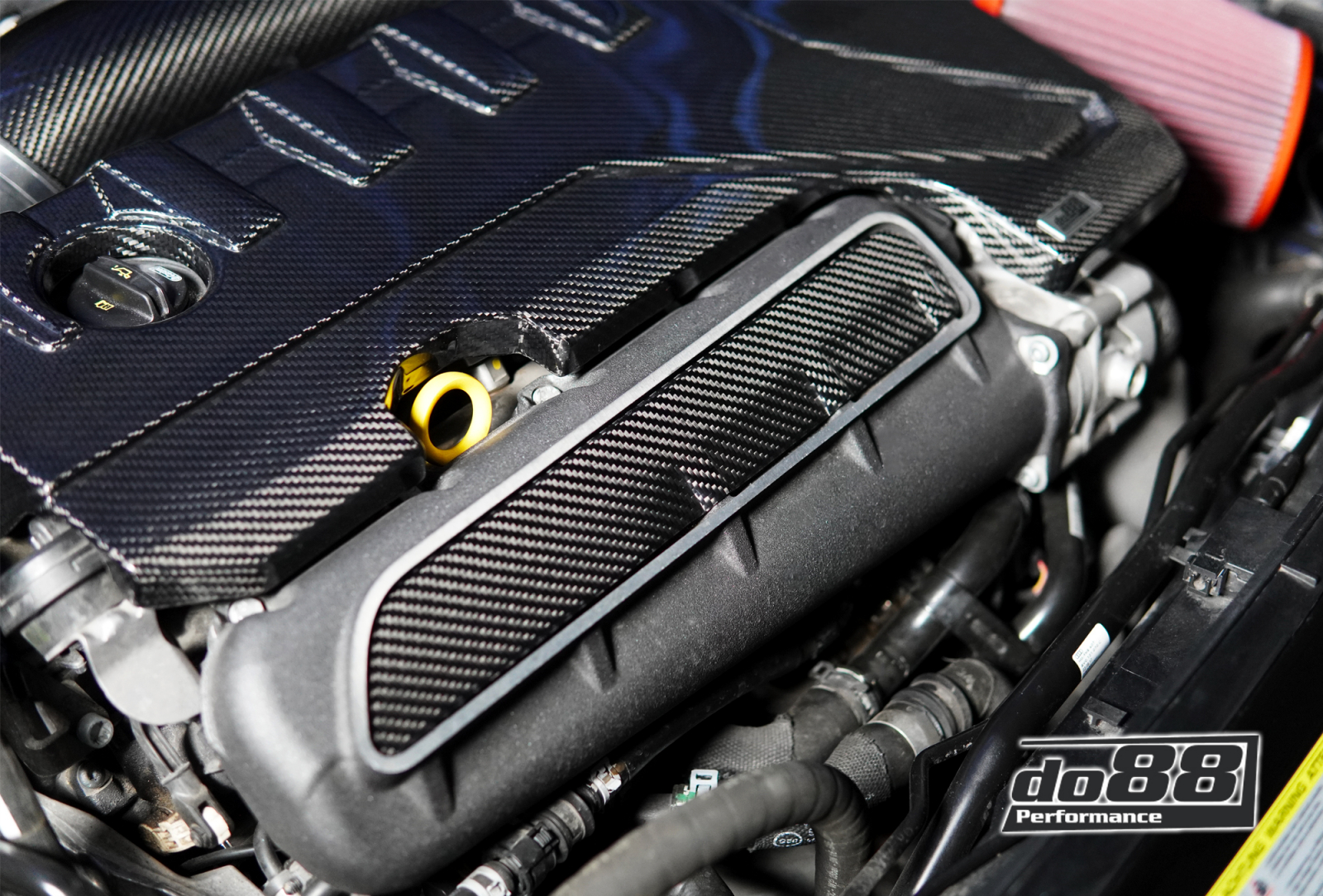 Audi RS3 8V.2 & 8Y / TTRS 8S Carbon Motor und ansaugkrümmer abdeckung Audi RS3 8V.2 & 8Y / TTRS 8S Carbon Motor und ansaugkrümmer abdeckung