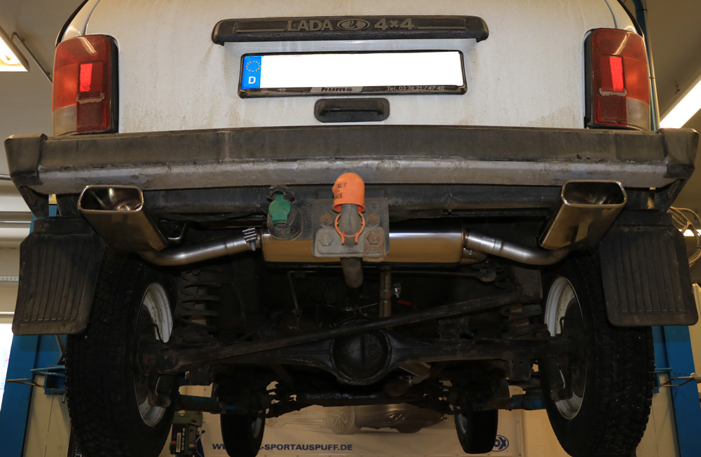 Lada Niva 4x4 Endschalldämpfer quer Ausgang rechts/links - 145x65 Typ 59 rechts/links Lada Niva 4x4 Endschalldämpfer quer Ausgang rechts/links - 145x65 Typ 59 rechts/links