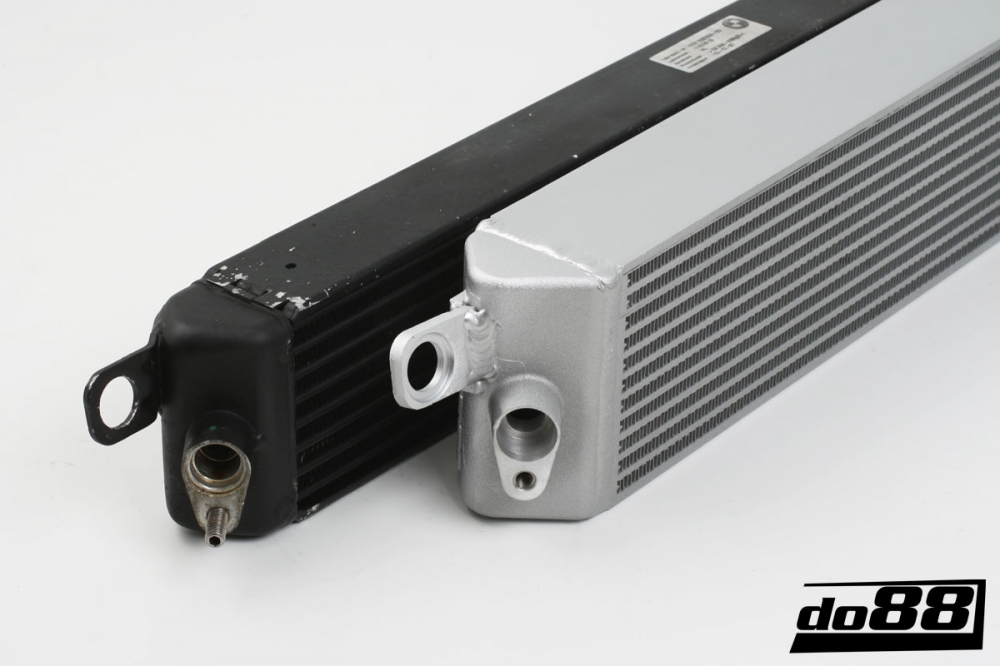 BMW M3 E90 E92 Motorölkühler Rennsport BMW M3 E90 E92 Motorölkühler Rennsport