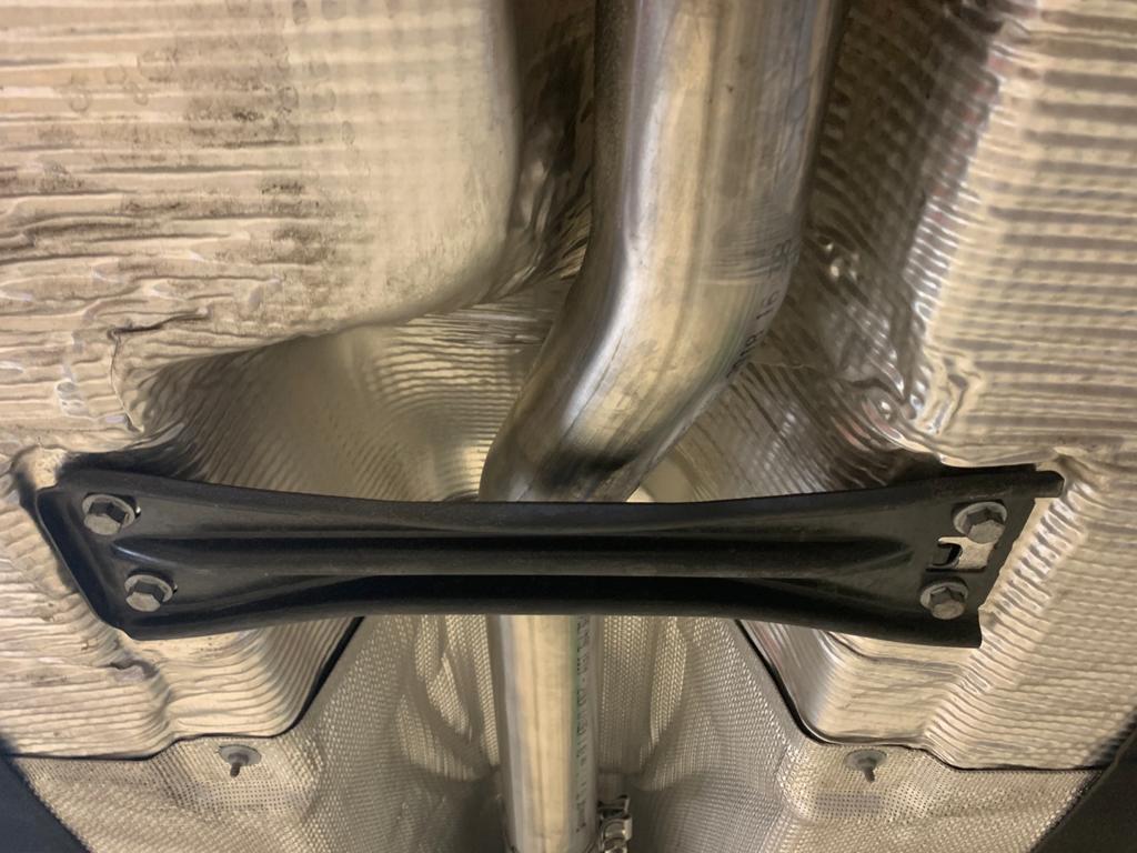 Ford Focus IV ST Endschalldämpfer Ausgang rechts/links ab OPF - 1x100 Typ 25 rechts/links Ford Focus IV ST Endschalldämpfer Ausgang rechts/links ab OPF - 1x100 Typ 25 rechts/links