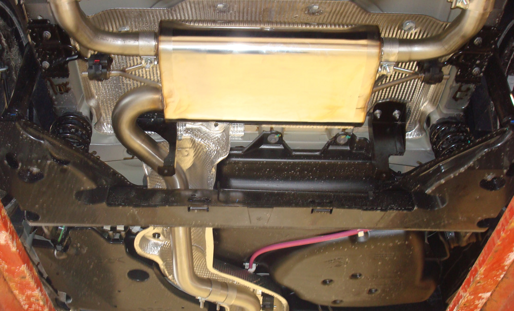 Renault Clio IV RS Endschalldämpfer quer Ausgang rechts/links - 1x50 rechts/links für Serienschürze (Endrohre nicht sichtbar) Renault Clio IV RS Endschalldämpfer quer Ausgang rechts/links - 1x50 rechts/links für Serienschürze (Endrohre nicht sichtbar)