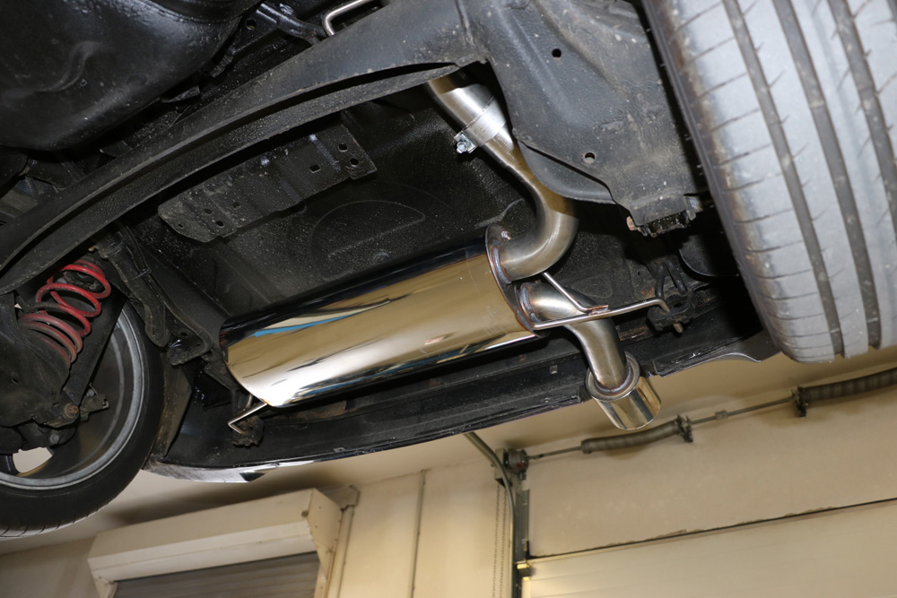 Opel Corsa D GSI Endschalldämpfer quer Ausgang einseitig - 1x100 Typ 16 Opel Corsa D GSI Endschalldämpfer quer Ausgang einseitig - 1x100 Typ 16