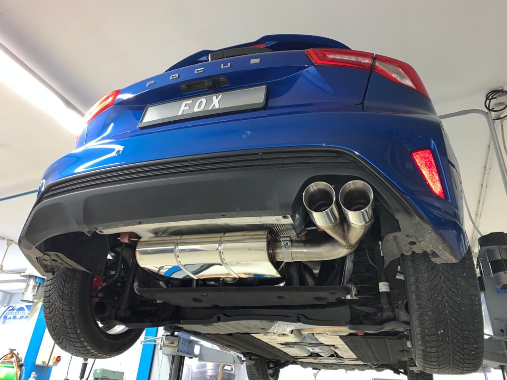 Ford Focus IV ST-Line - starre Hinterachse Endschalldämpfer Ausgang rechts - 2x90 Typ 25 Ford Focus IV ST-Line - starre Hinterachse Endschalldämpfer Ausgang rechts - 2x90 Typ 25