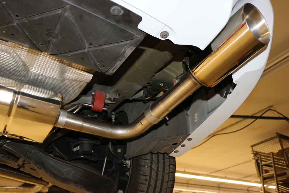 Ford Focus IV Turnier/ Kombi ST-Look Endschalldämpfer Ausgang rechts/links - 1x100 Typ 25 rechts/links für originale ST Stoßstange Ford Focus IV Turnier/ Kombi ST-Look Endschalldämpfer Ausgang rechts/links - 1x100 Typ 25 rechts/links für originale ST Stoßstange