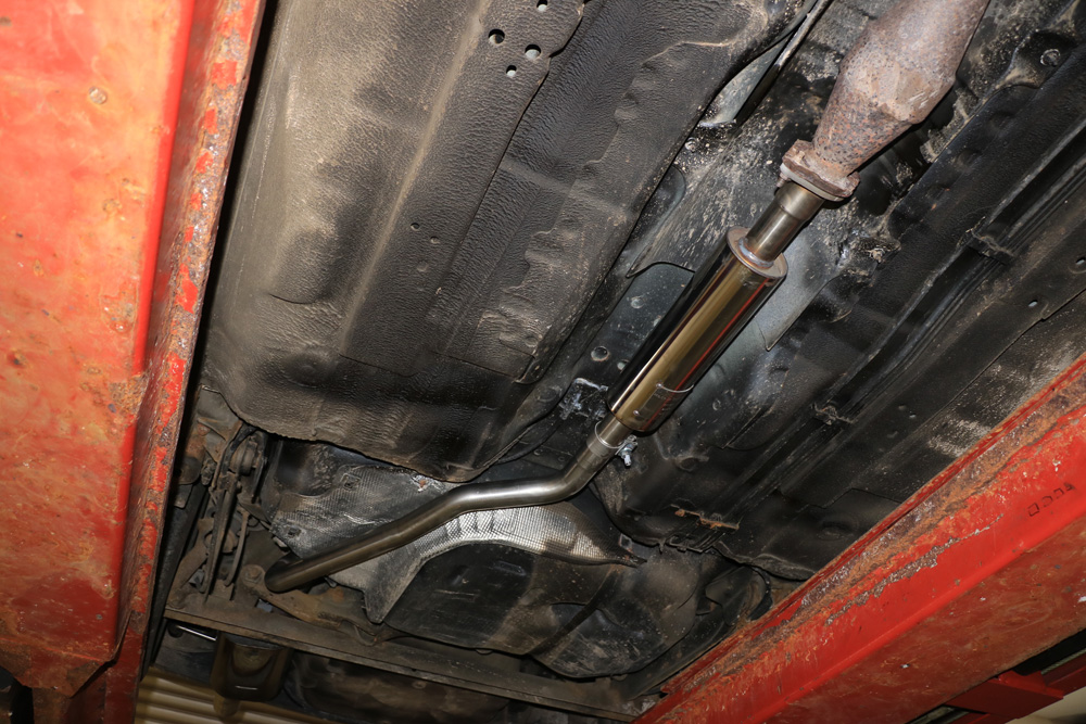 Nissan Almera - N16 Hatchback Vorschalldämpfer Nissan Almera - N16 Hatchback Vorschalldämpfer