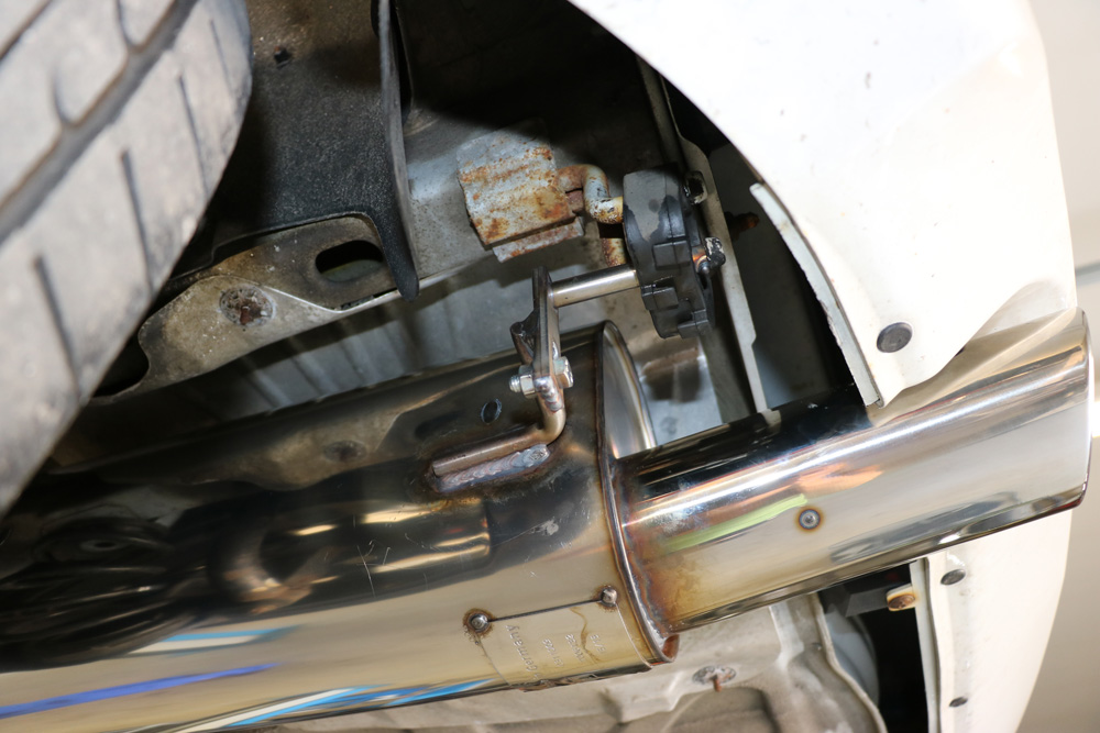 Opel Corsa D - Sportheck und OPC Line Endschalldämpfer - 115x85 Typ 32