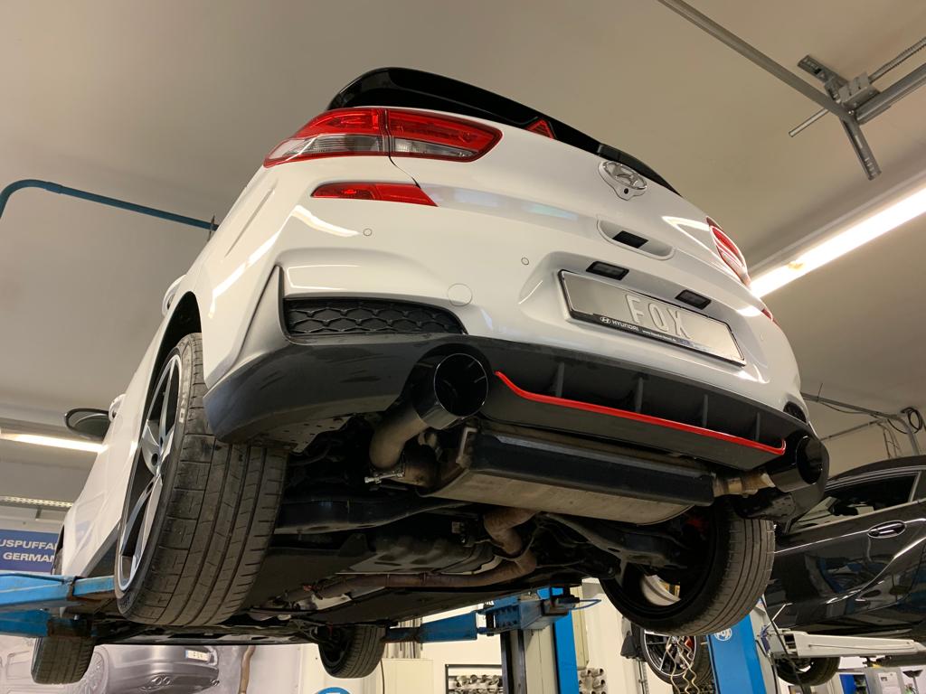 Hyundai i30N Performance + Fastback Endrohre passend auf den originalen Endschalldämpfer - 1x114 Typ 25 rechts/links schwarz