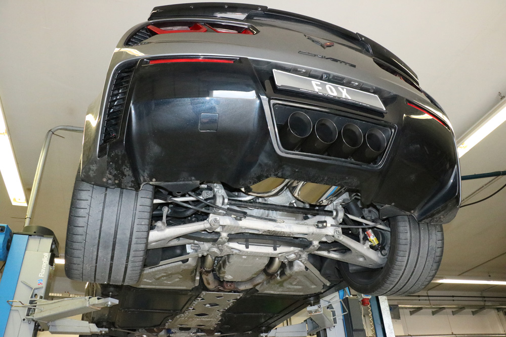 Corvette C7/ Z06 Endschalldämpfer Ausgang mittig - 4x100 Typ 25 mittig SCHWARZ